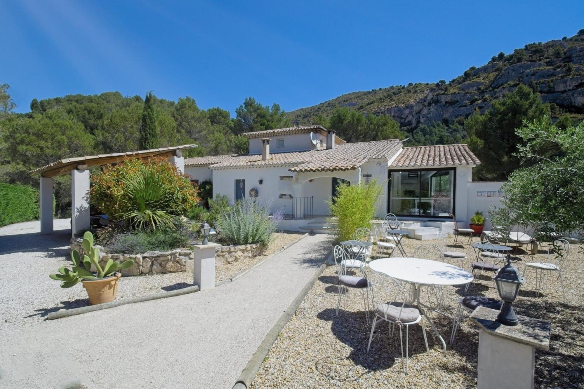 B&B Villa Chante Coucou Fontaine-de-Vaucluse Esterno foto